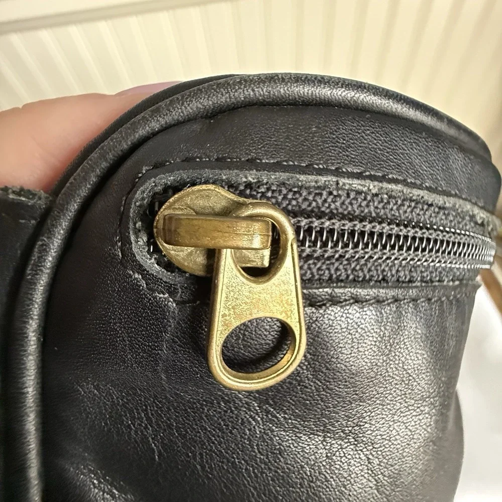 Vintage Coach Canteen Waist Fanny Pack Sling Black Leather Bag Purse 1997